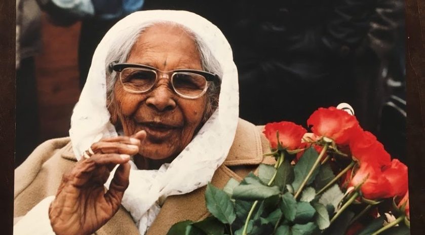 159 a Ramlali Awadhbihari was de laatste nog levende ?kantraki?, vanuit India, Suriname in Nederland-1